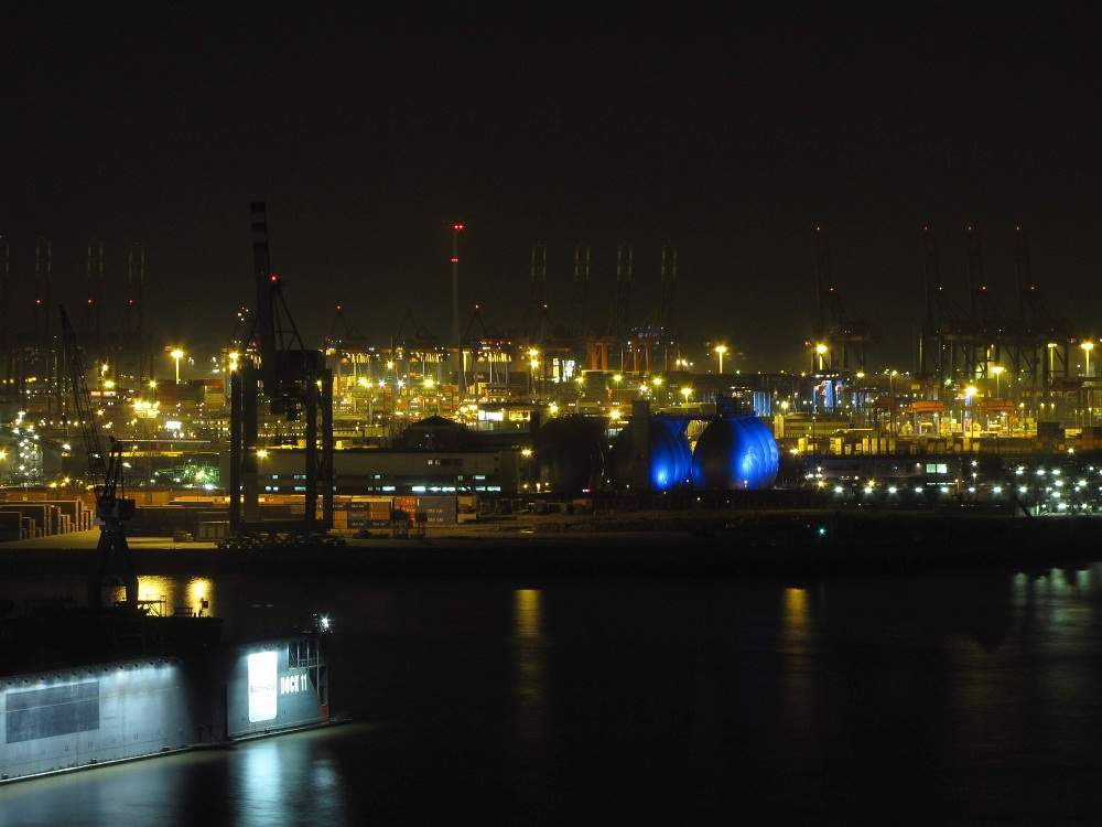 Hamburg bei Nacht - Hafen