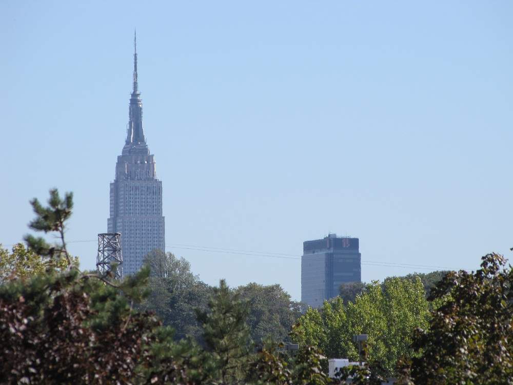 New York City - Empire State Building von Secaucus aus gesehen