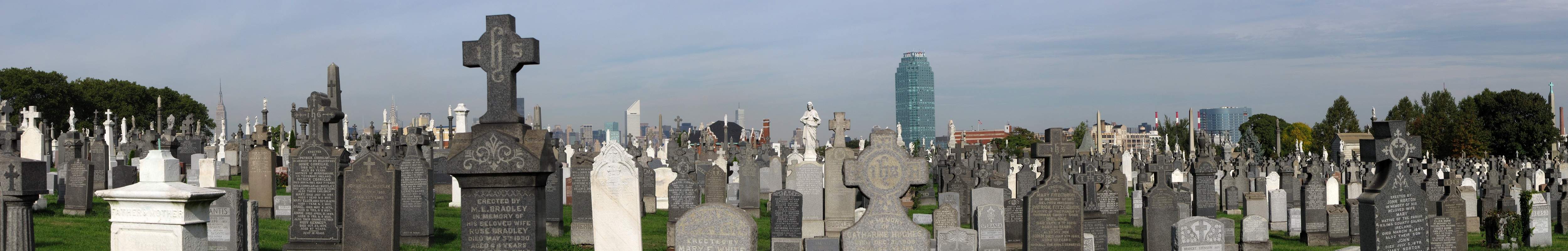 Panorama - Calvary Cemetery - Queens, New York City.